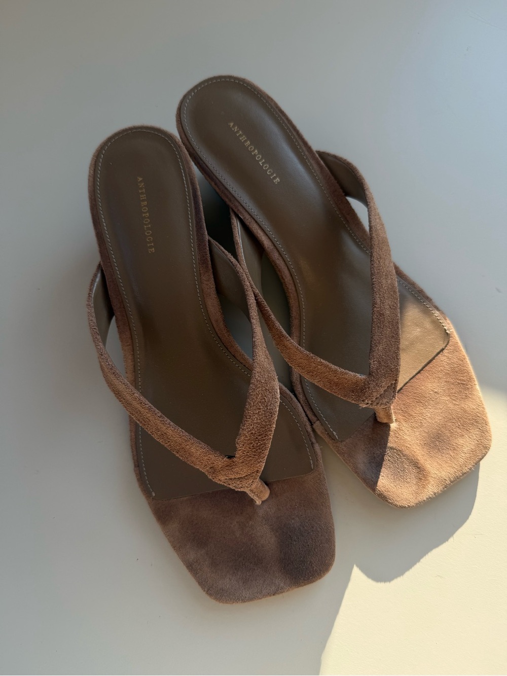 Anthropologie Taupe Suede Wedge Flip Flop Heels EU 39 US 8.5 - Picture 11 of 11